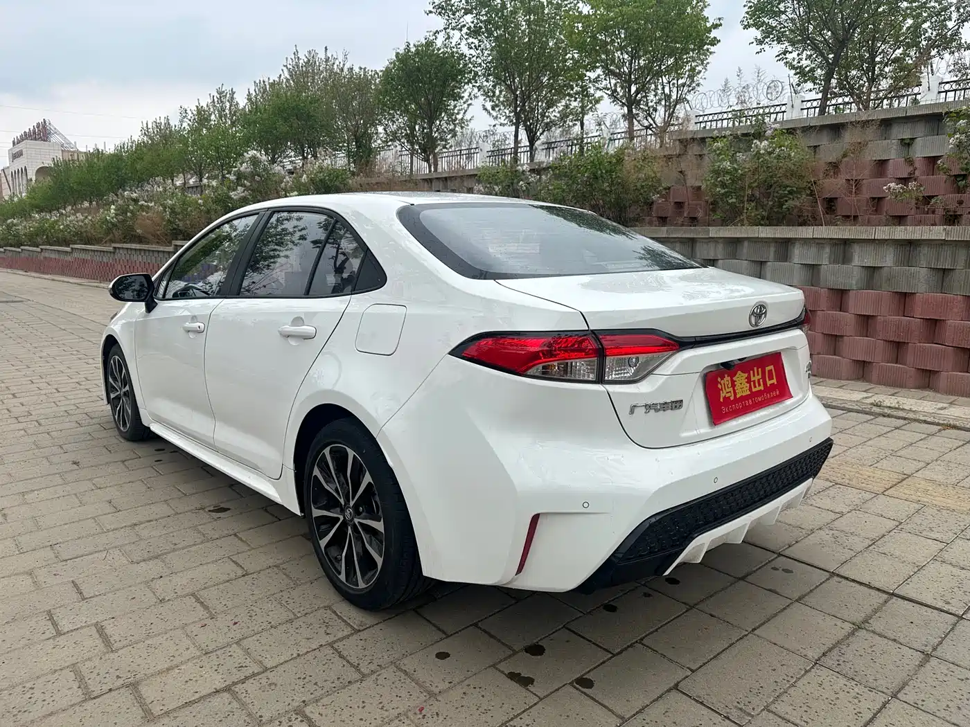 Toyota Levin 2021 185T CVT Sport Edition фото 8