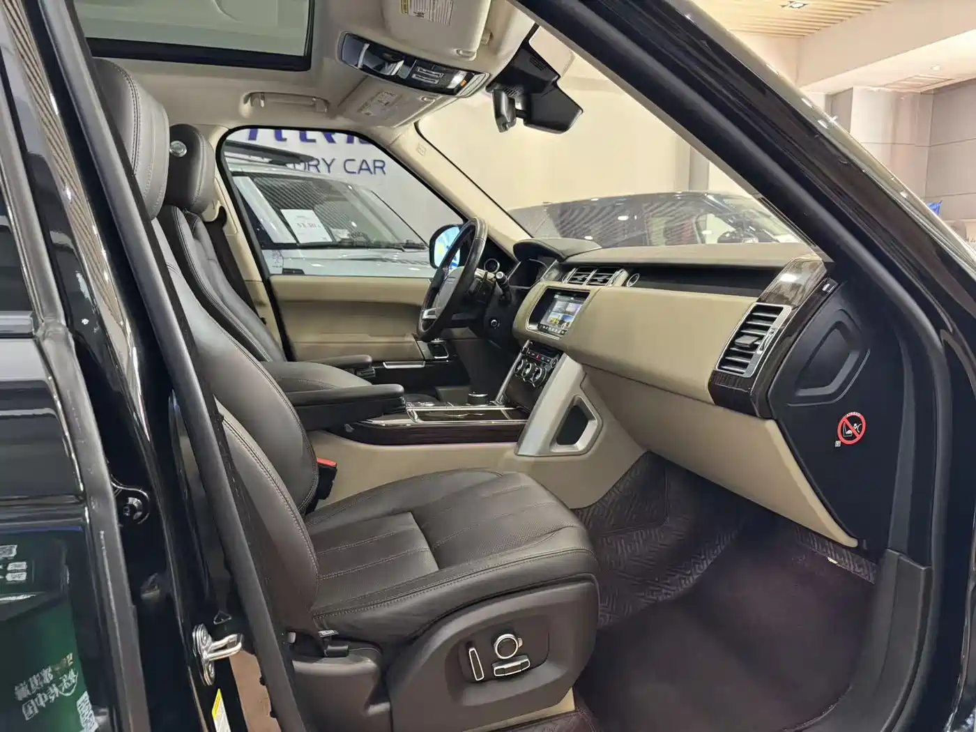 Land Rover Range Rover 2017 3.0 SC V6 Vogue фото 4