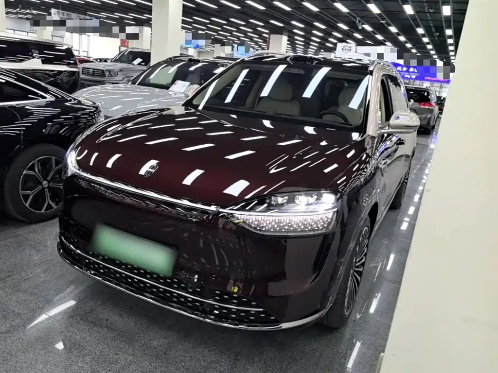 AITO Wenjie AITO M9 2025 Extended Range Ultra 52kWh 6-Seater фото 2