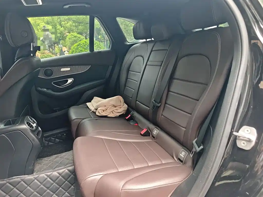 Mercedes-Benz GLC 2020 Facelift GLC 260 L 4MATIC Luxury фото 15