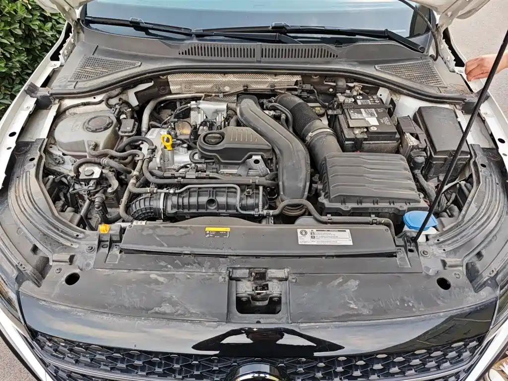Volkswagen Lavida 2023 300TSI DSG Starlight Full Comfort Edition фото 11