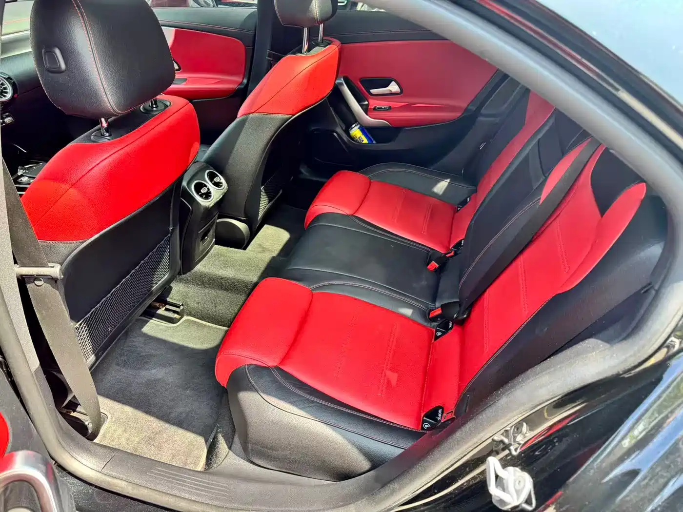 Mercedes-Benz A-Class AMG 2022 Model AMG A 35 L 4MATIC Blazing Night Special Edition фото 11