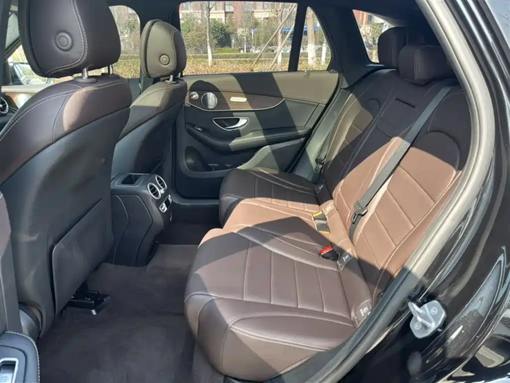 Mercedes-Benz GLC 2021 GLC 300 L 4MATIC Sporty фото 21