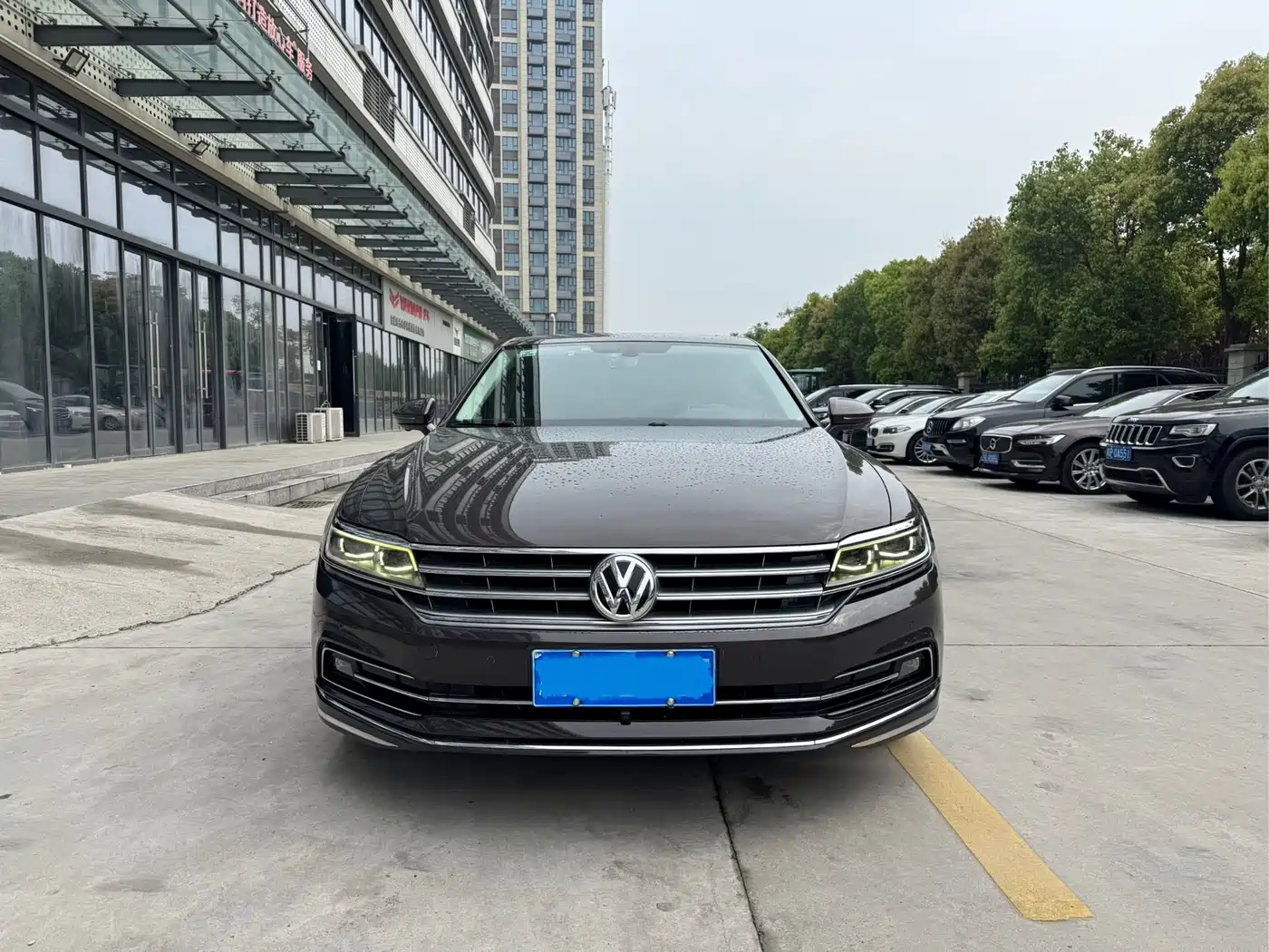 Volkswagen Phideon 2018 Facelift 380TSI FWD Flagship фото 2