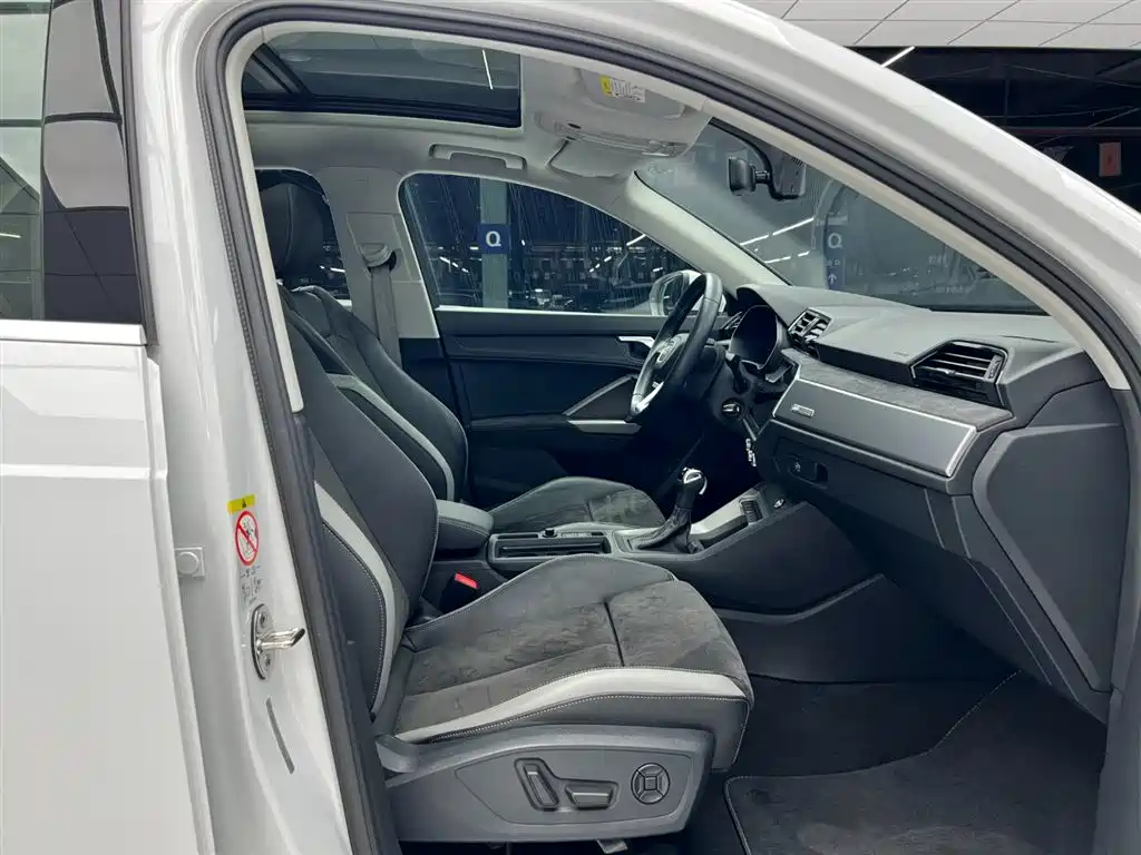 Audi Q3 2022 35 TFSI Progressive Dynamic фото 20