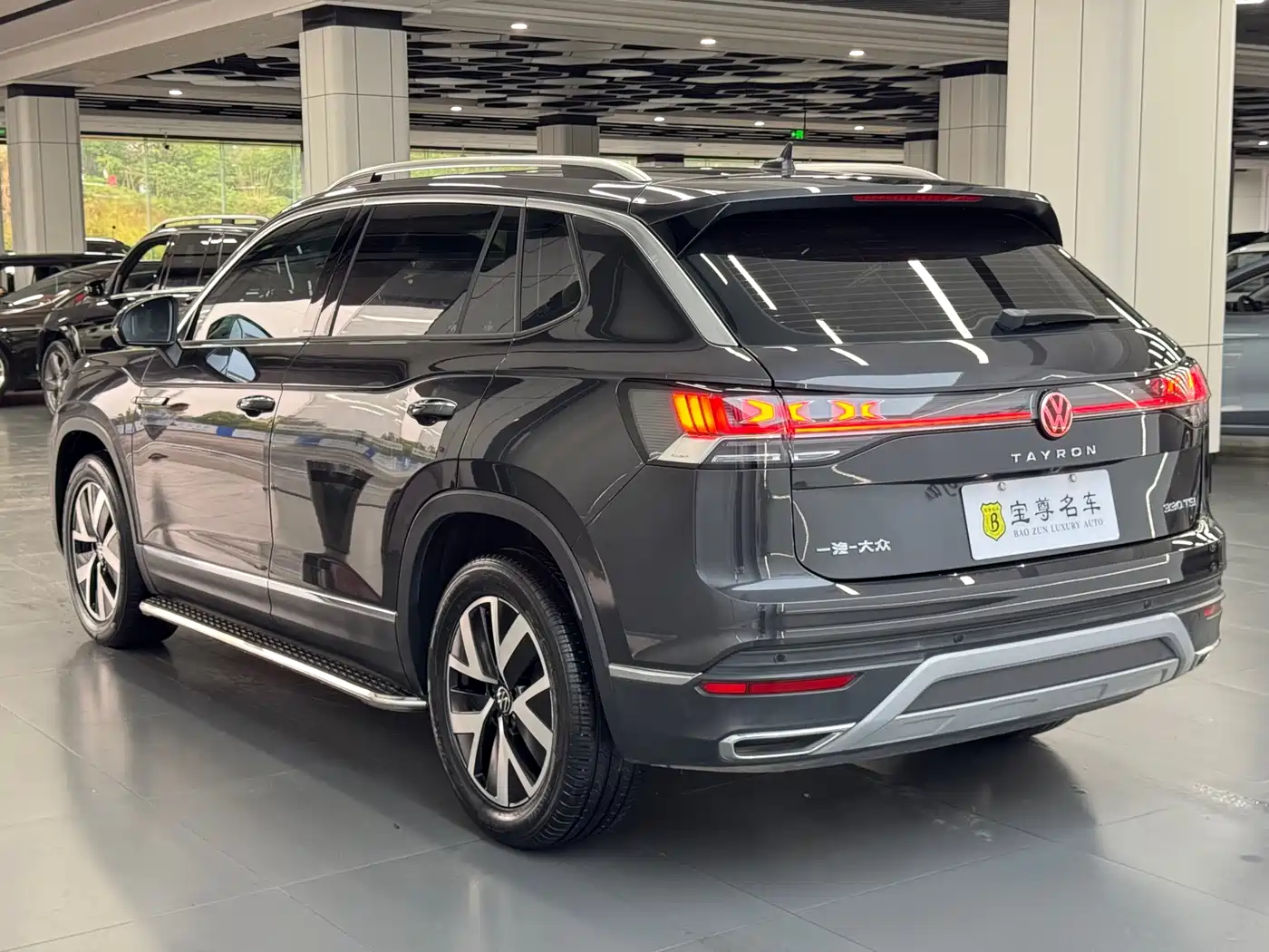 Volkswagen Tayron 2023 330TSI 2WD Luxury Plus Advanced Edition фото 4