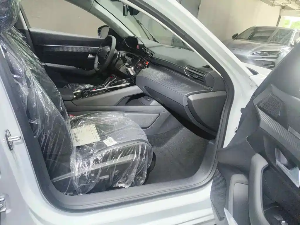 Peugeot 508 2026 2025 508L 400THP Dynamic Flagship