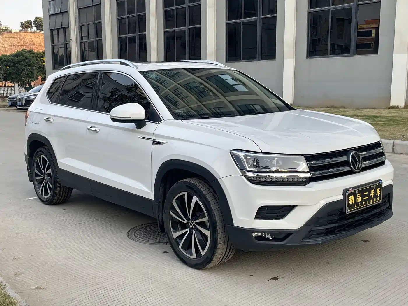 Volkswagen Tharu 2022 280TSI FWD Luxury Edition
