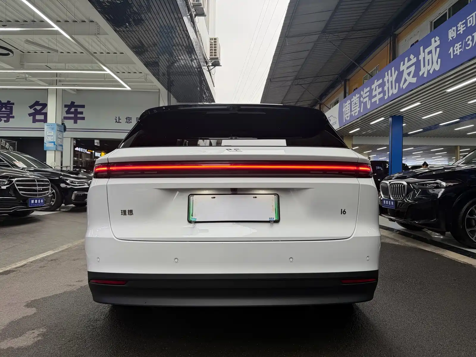 Photo 23 - Li Auto i6