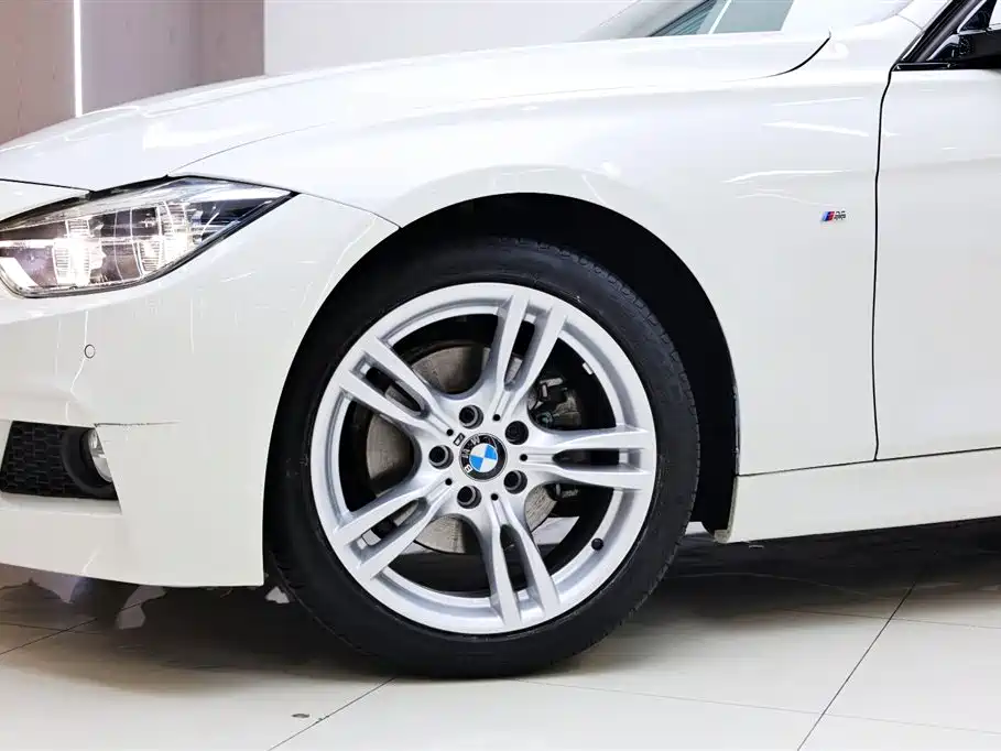 BMW 3 Series 2017 320Li M Sport фото 10