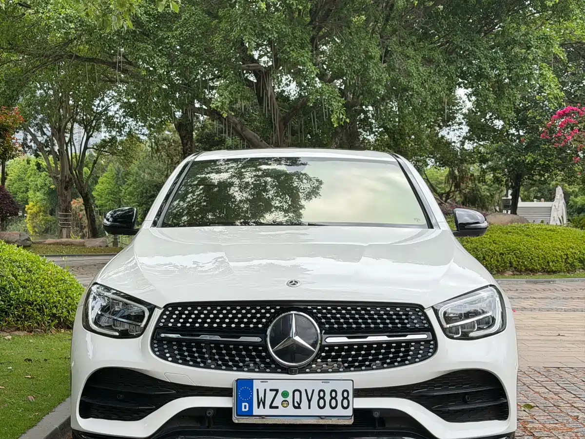 Mercedes-Benz GLC Coupe 2021 GLC 260 4MATIC Coupe SUV фото 2