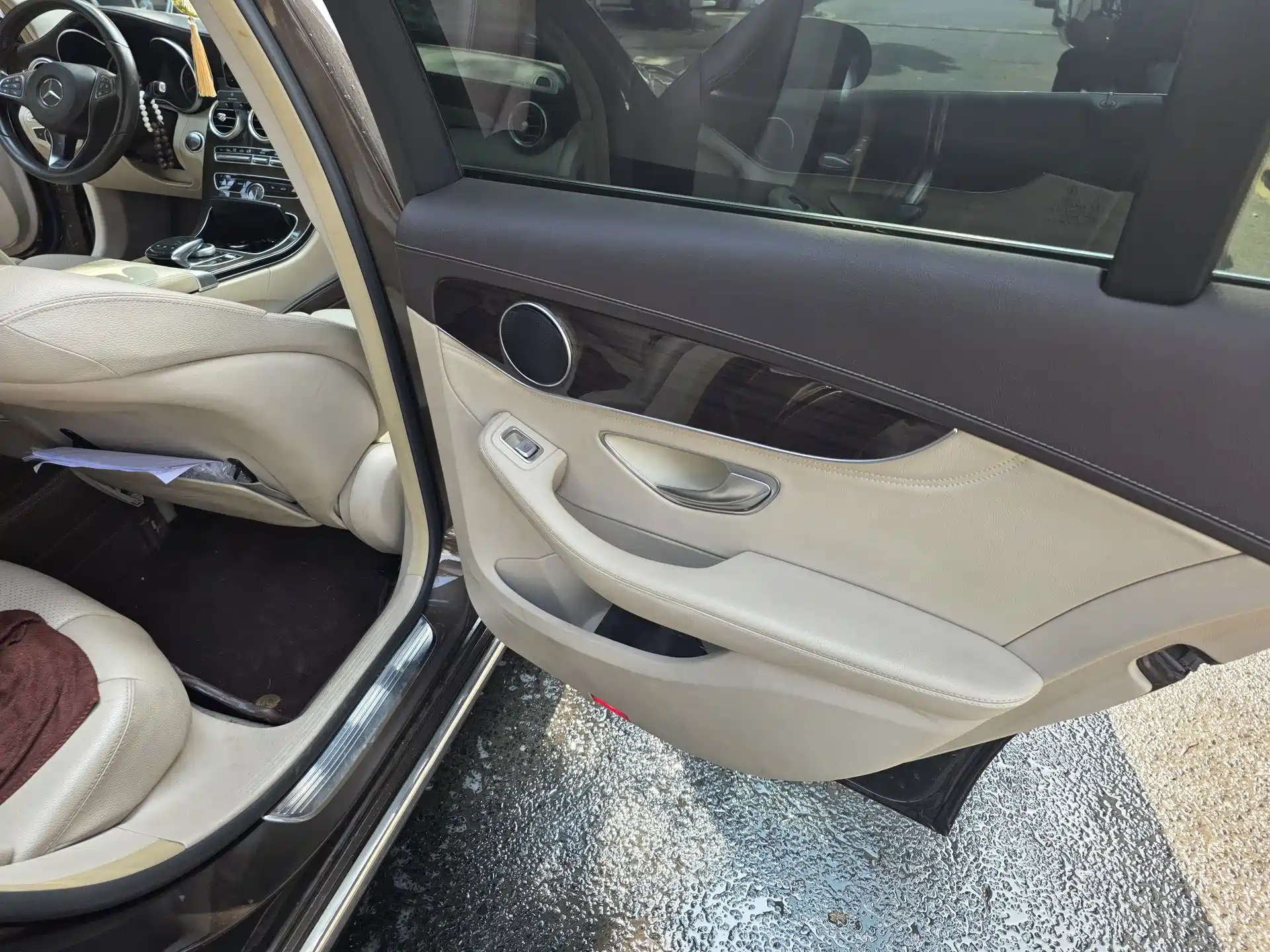 Фото 18 - Mercedes-Benz C-Class