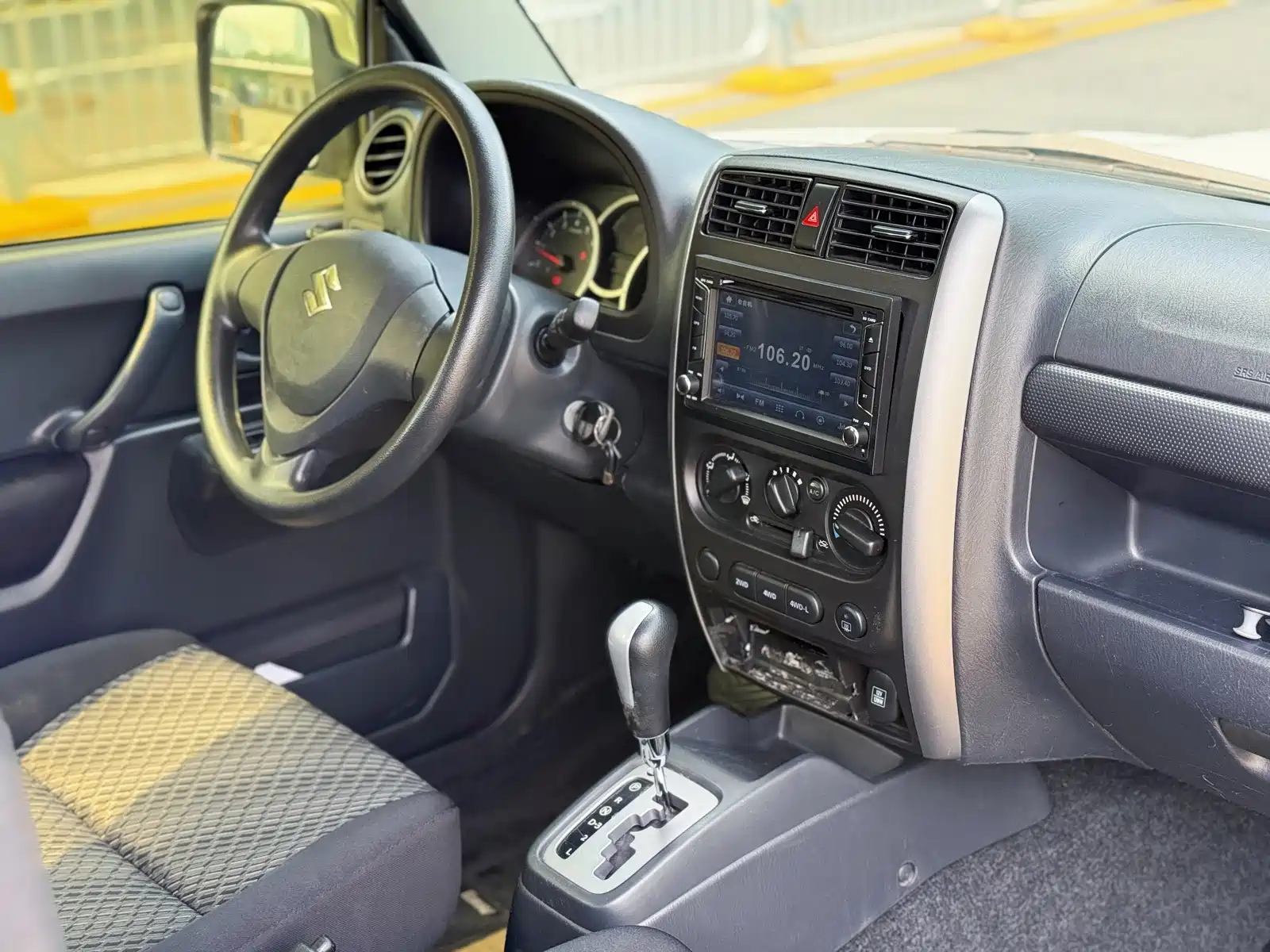 Фото 16 - Suzuki Jimny (Import)