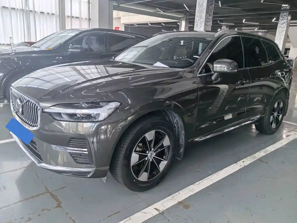 Photo 1 - Volvo XC60