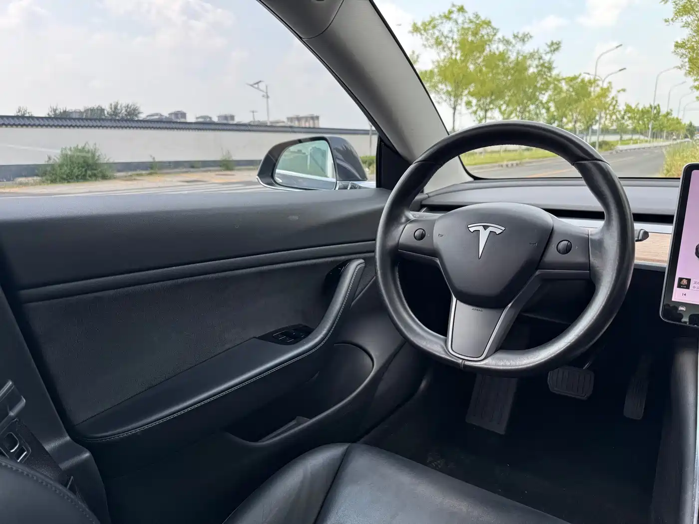 Tesla Model 3 (Import) 2019 2019 Long Range All-Wheel Drive Edition