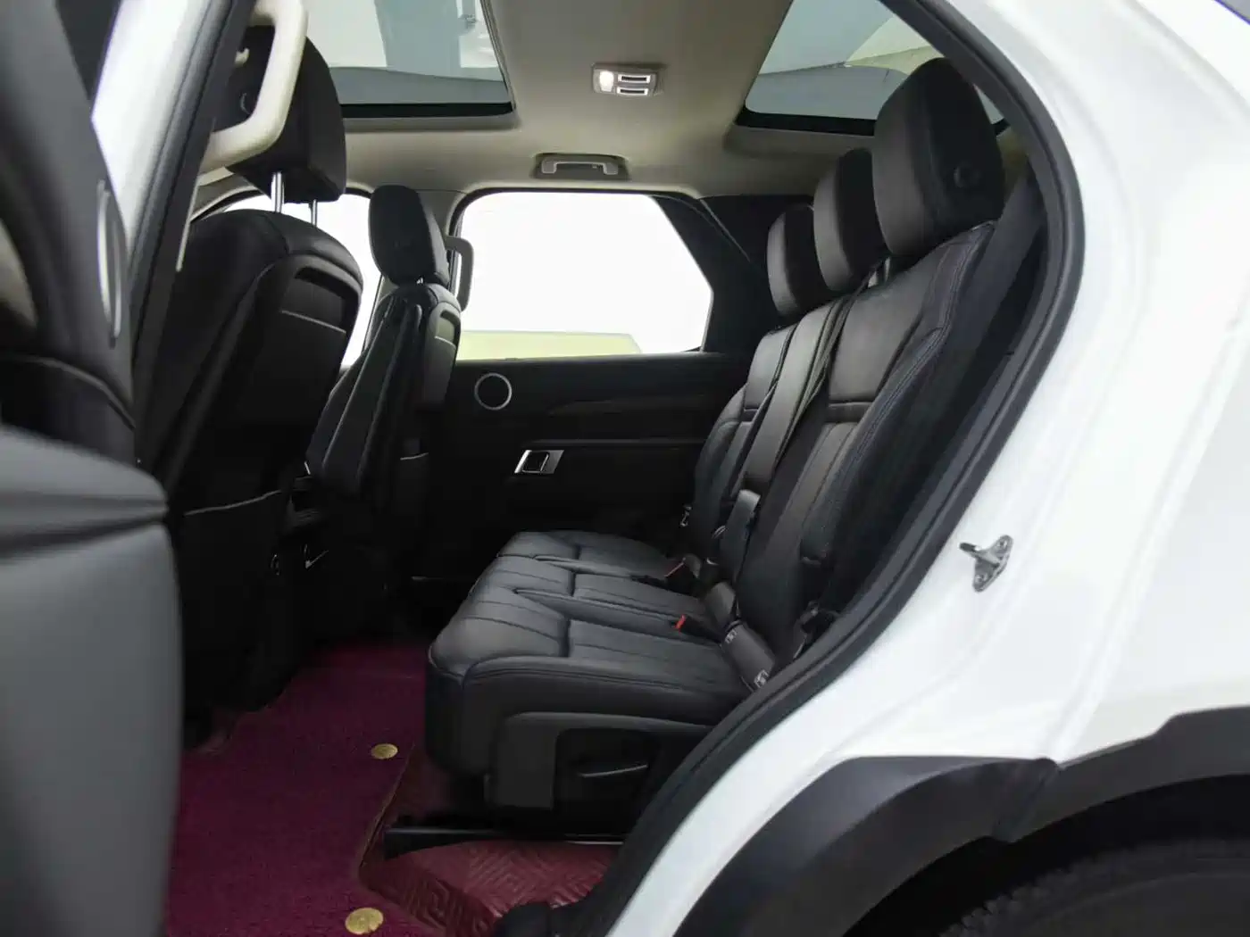 Land Rover Discovery 2019 2.0T HSE фото 7