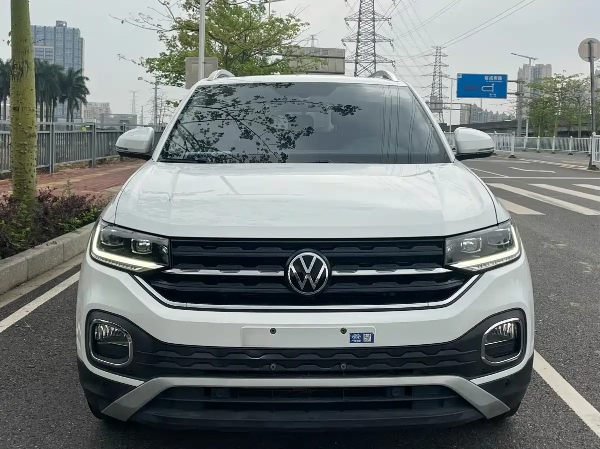 Volkswagen Tanying 2021 1.5L Automatic Smart Connect Edition фото 3