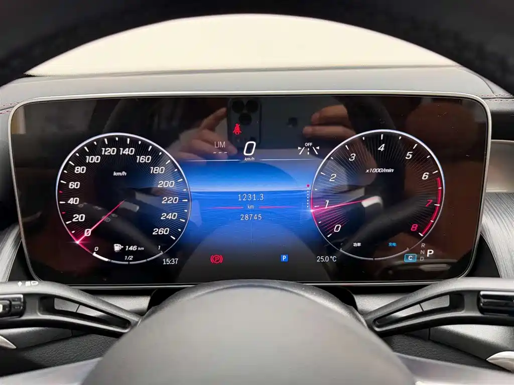 Mercedes-Benz GLC 2024 GLC 260 L 4MATIC Luxury 5-seater фото 22
