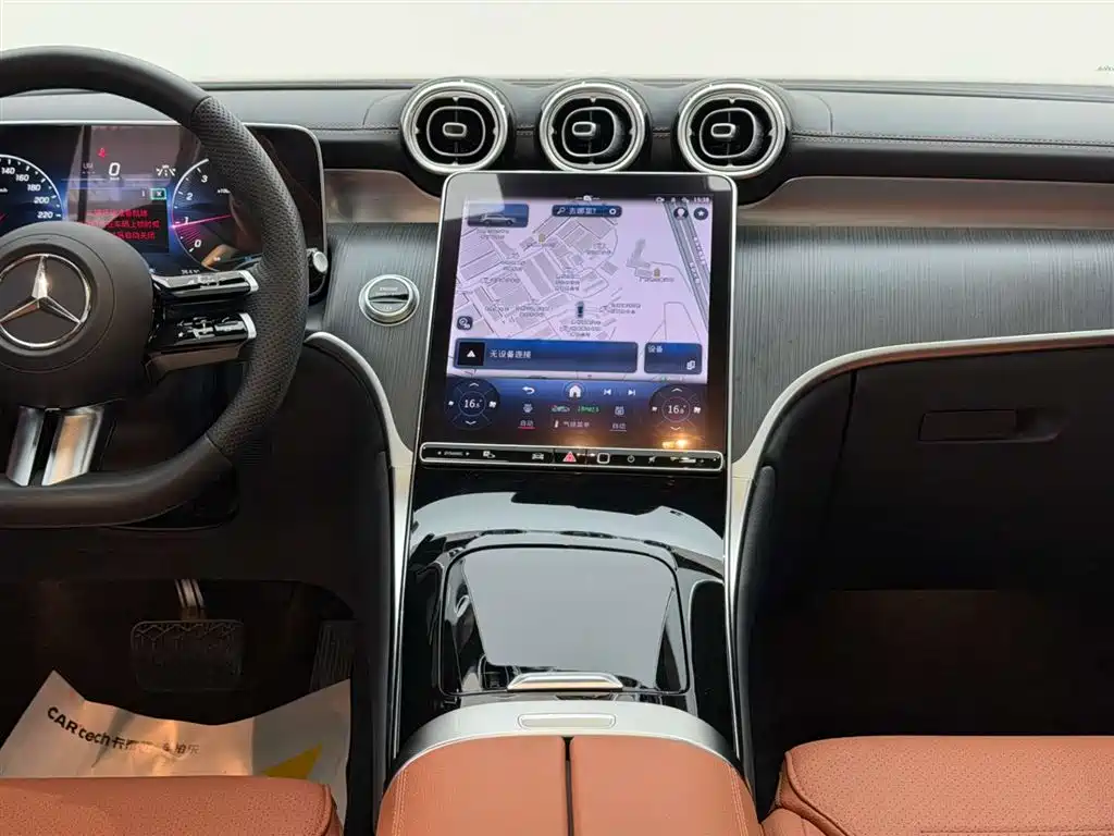 Mercedes-Benz GLC 2024 GLC 260 L 4MATIC Luxury 5-seater фото 26