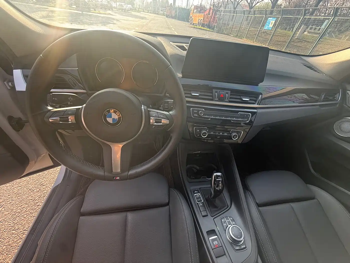 BMW X1 2022 sDrive25Li Leading фото 8