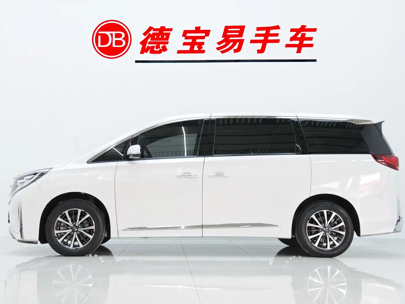 GAC Trumpchi Trumpchi M8 2024 Leadershow Series 390T Luxury Edition фото 3