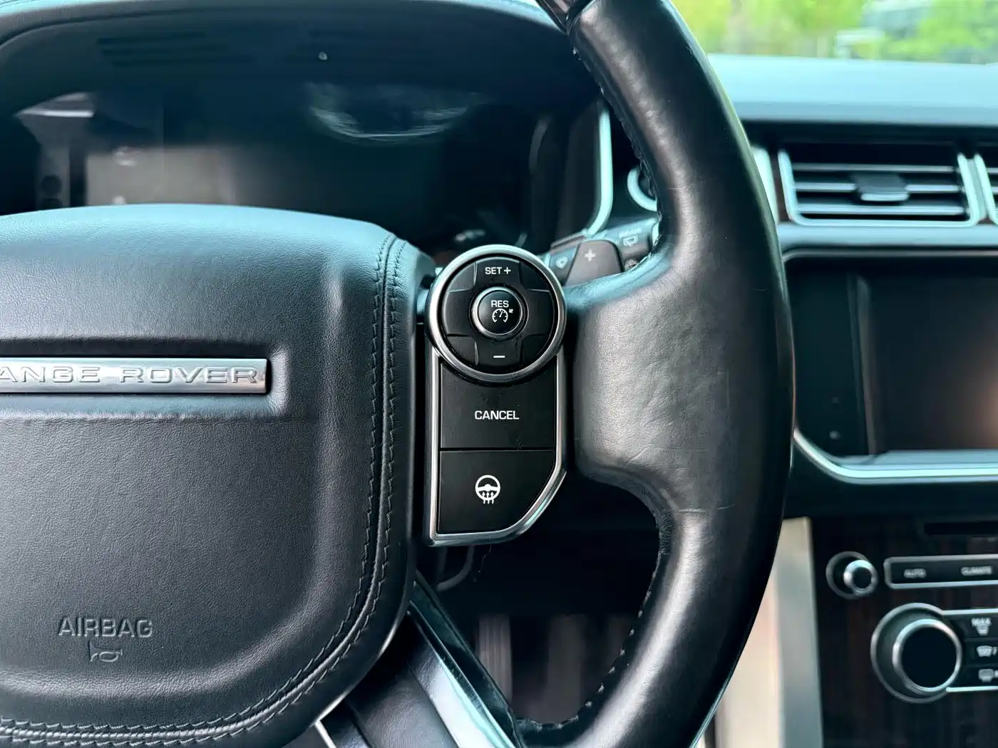 Land Rover Range Rover 2014 3.0 TDV6 Vogue SE фото 8