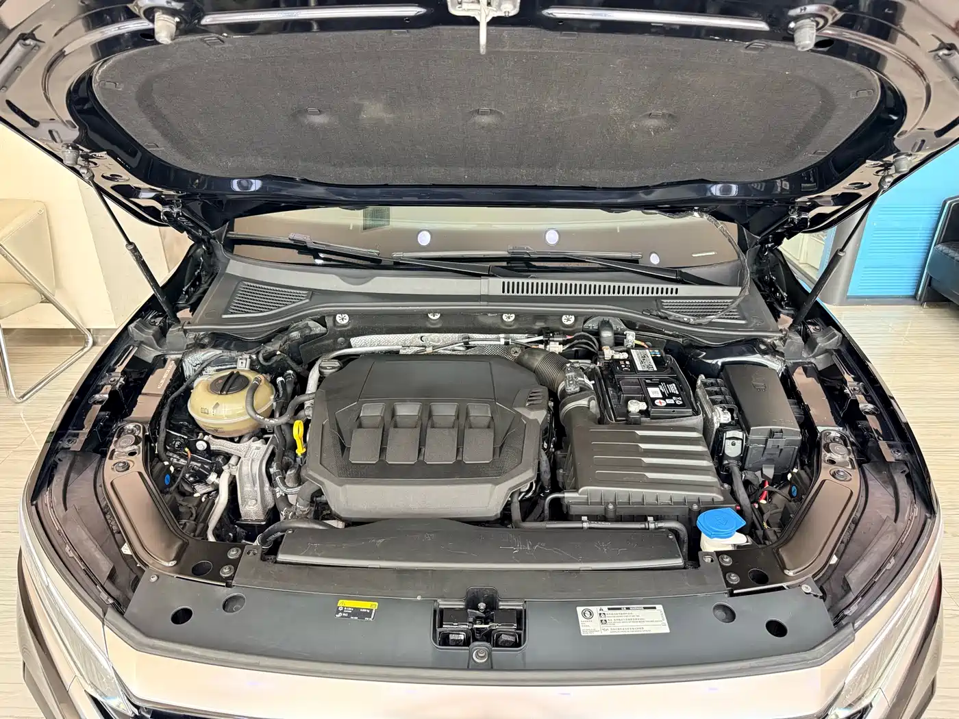 Volkswagen Passat 2023 330TSI Luxury Edition фото 19