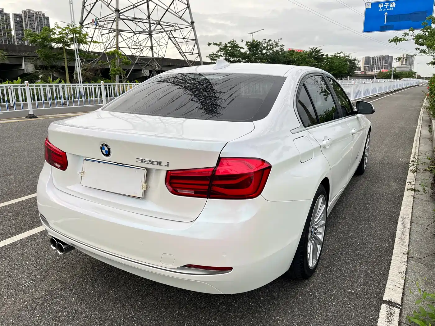 BMW 3 Series 2018 320Li Fashion Style фото 5