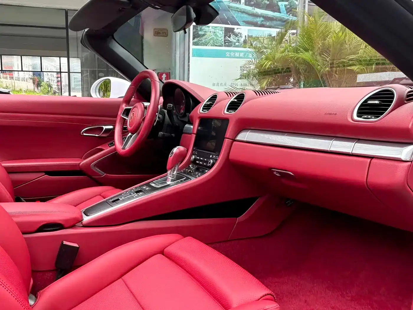 Porsche 718 2018 Boxster 2.0T фото 6