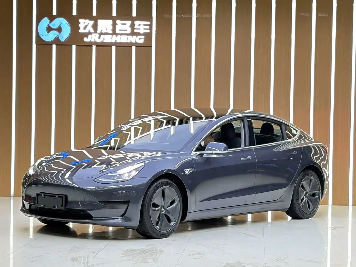 Tesla Model 3 2020