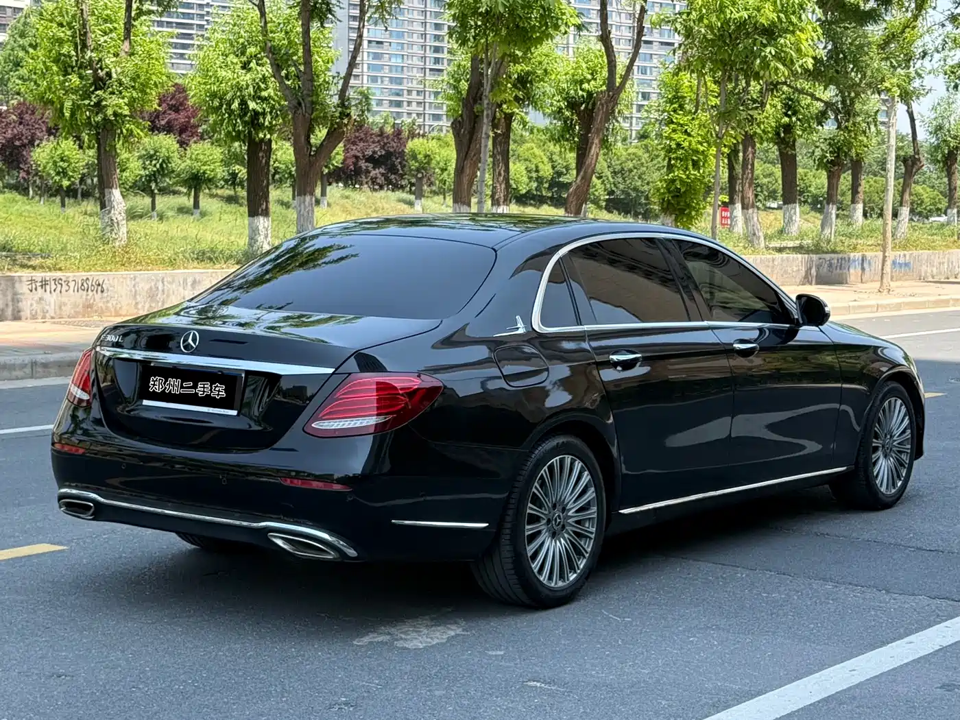 Mercedes-Benz E-Class 2019 E 300 L Luxury фото 6