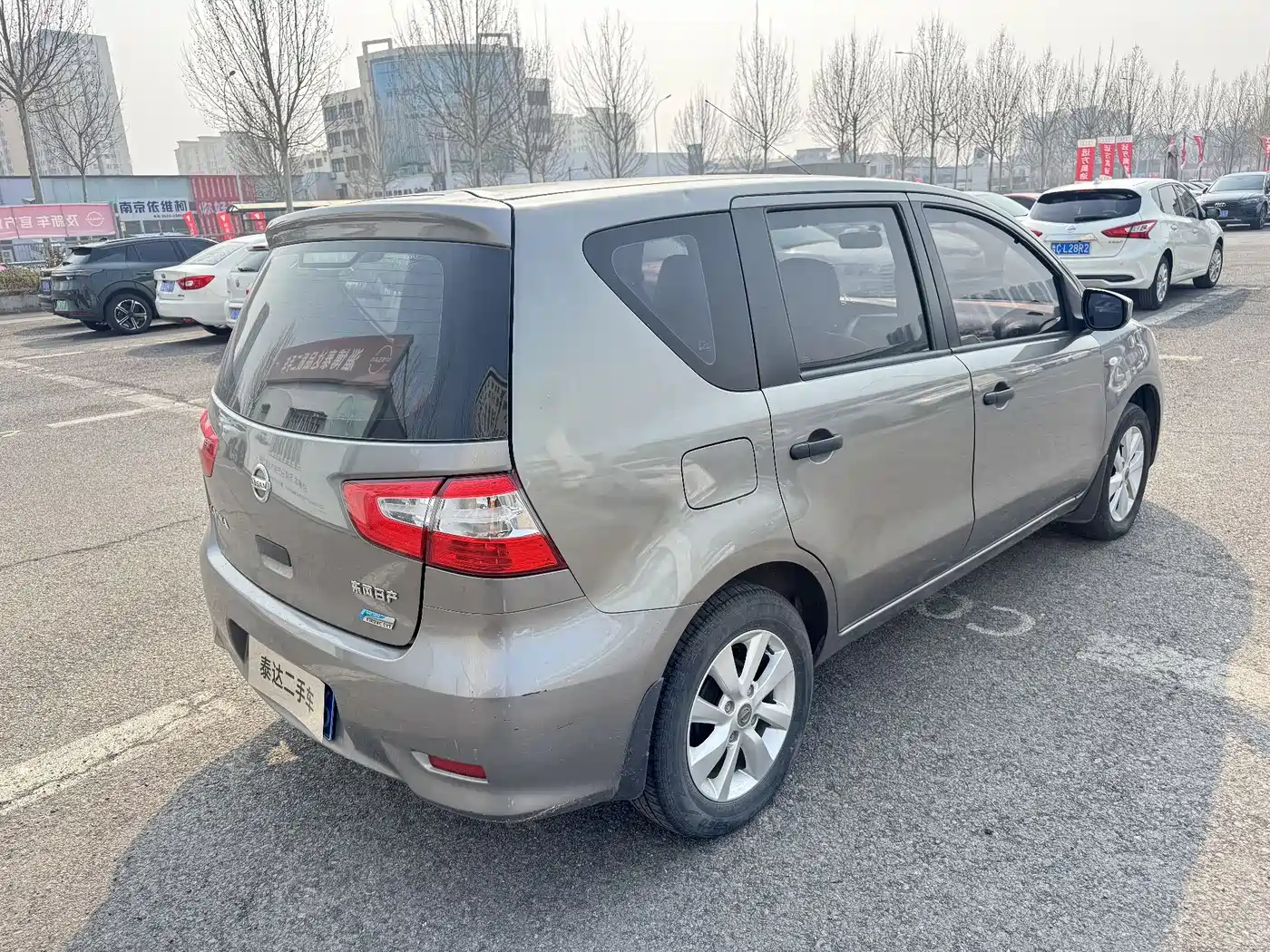 Nissan Livina 2015 2015 1.6XE CVT Comfort Edition