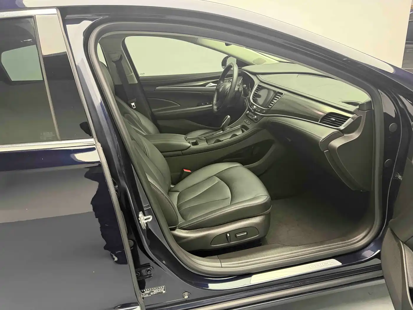 Buick LaCrosse 2019 28T Luxury Edition фото 8