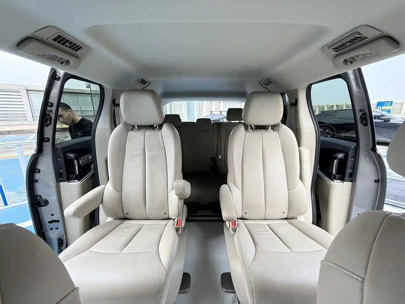 Buick GL8 2018 28T Luxury Model China VI фото 22
