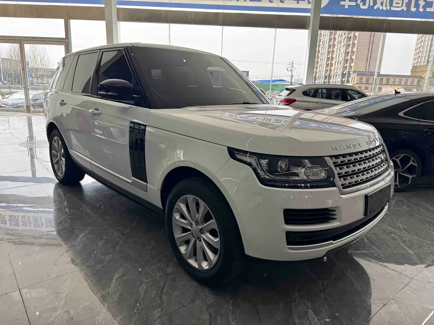 Land Rover Range Rover 2017 3.0 SC V6 Vogue фото 6
