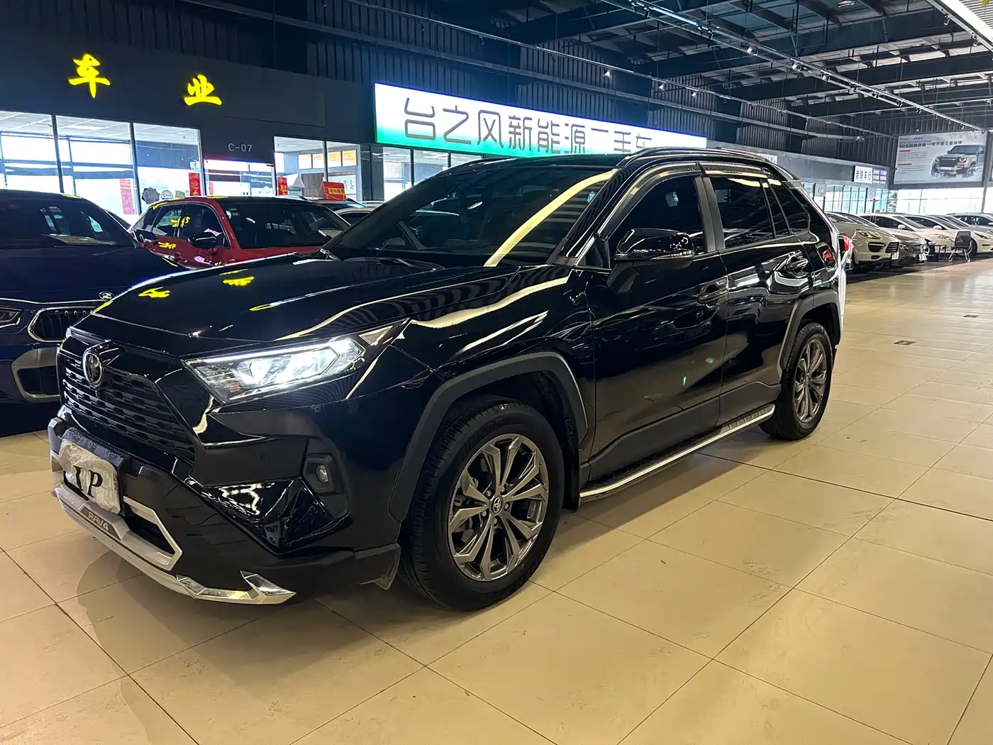 Toyota RAV4 Rongfang 2024 2.0L CVT FWD Style Edition фото 4