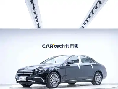 Mercedes-Benz E