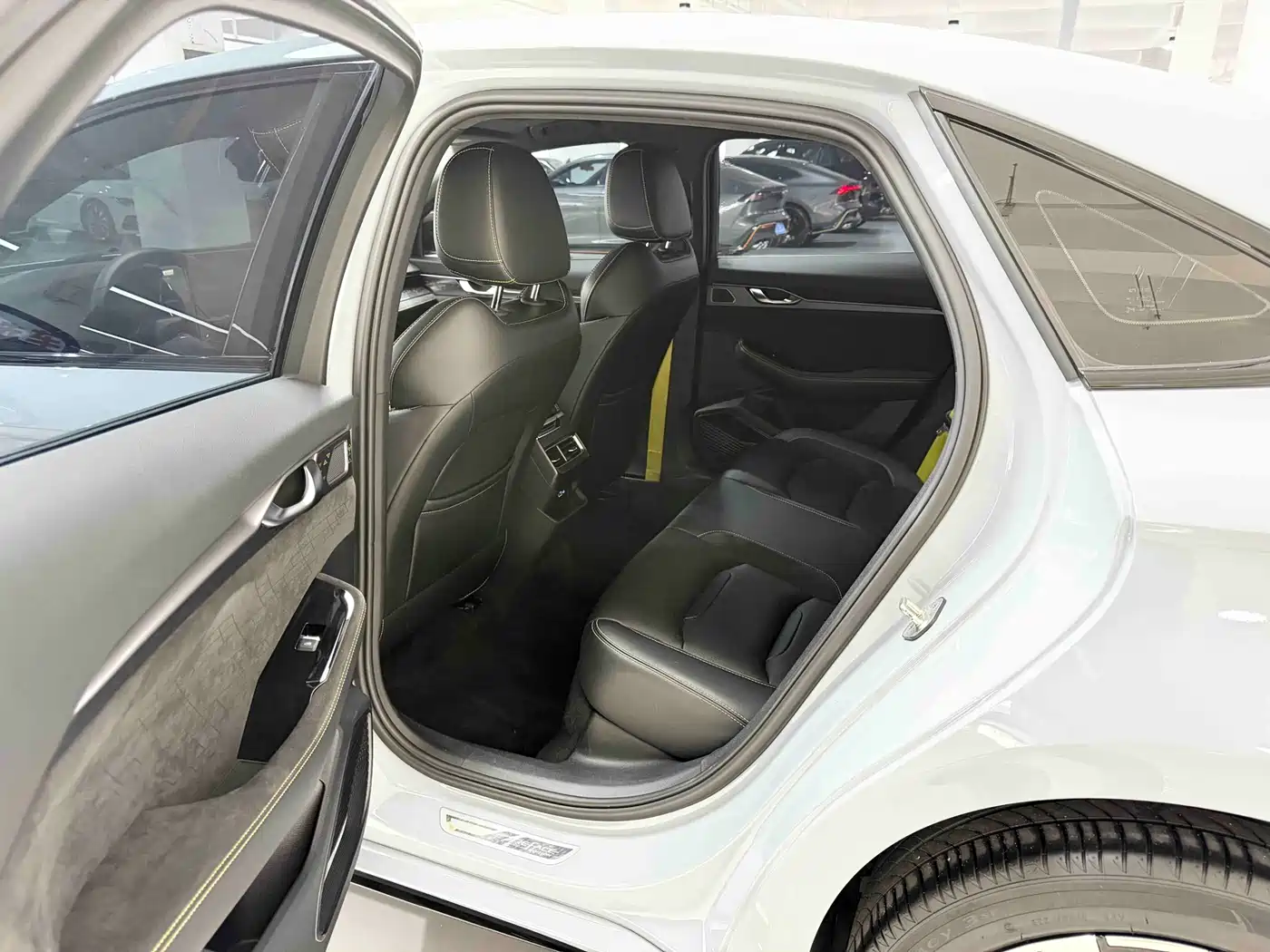 GEELY AUTOMOBILE XINGRUI