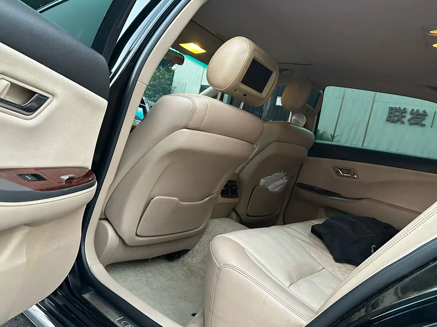 Toyota Crown 2012 2.5L Royal Leather Edition фото 8