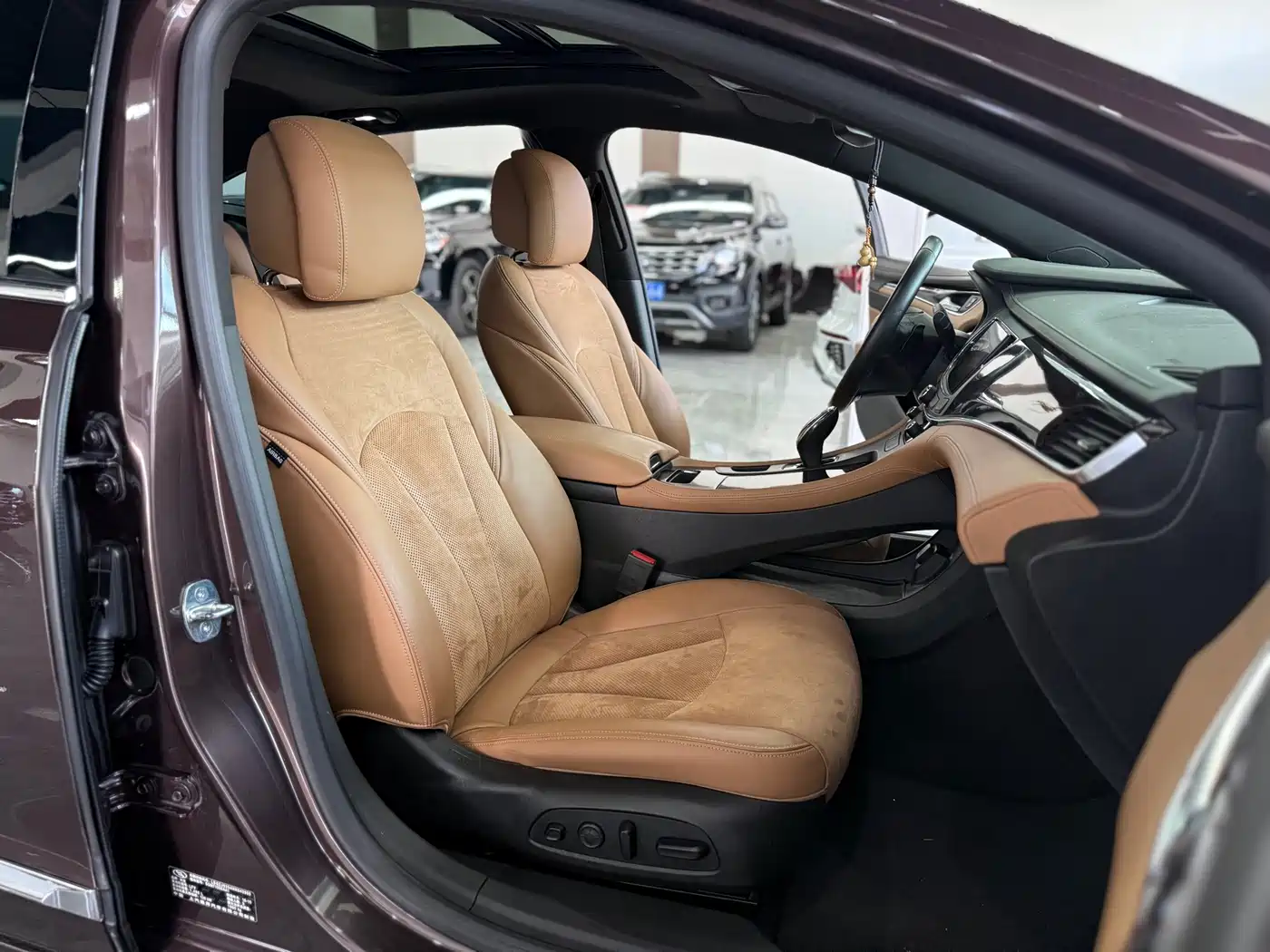 Buick LaCrosse 2016 20T Luxury фото 23