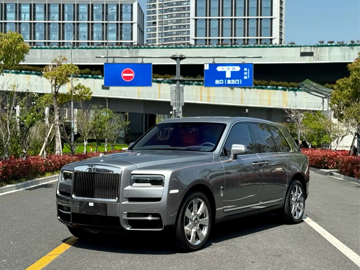 ROLLS-ROYCE CULLINAN