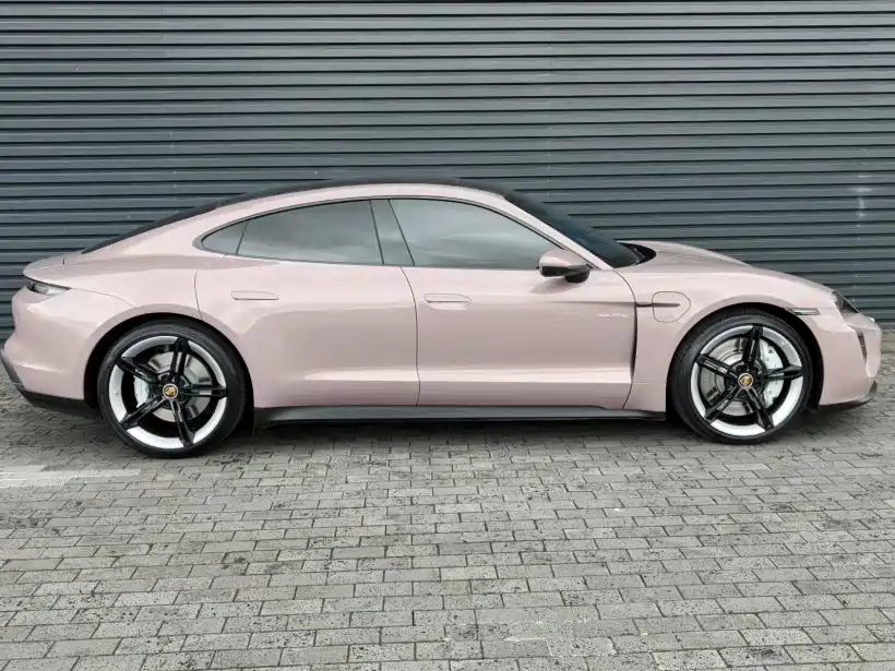 Porsche Taycan 2020 Taycan фото 15