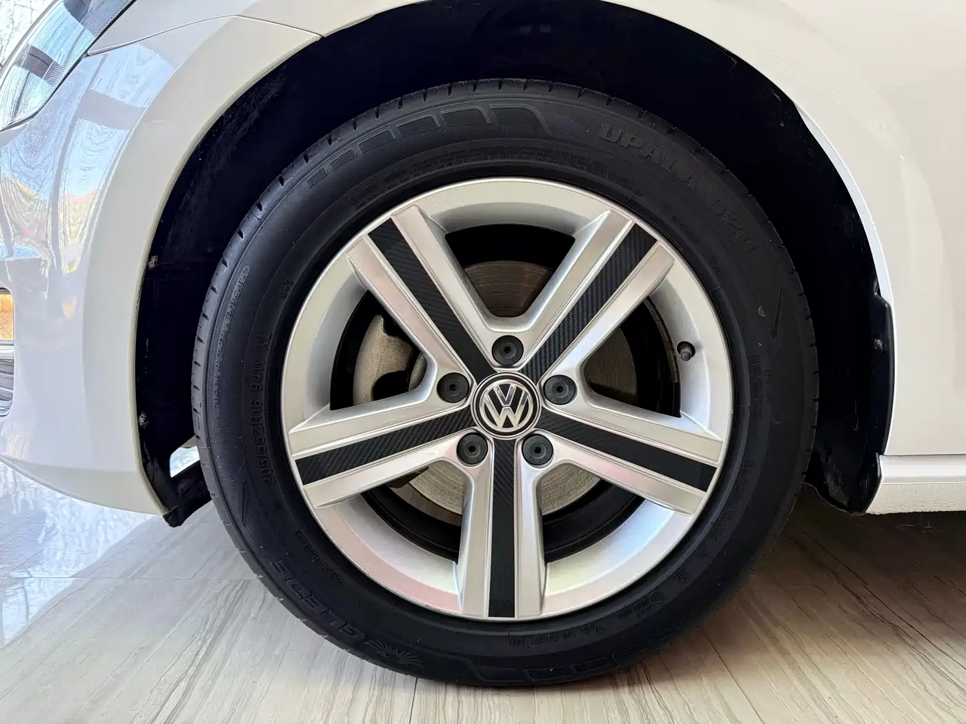 Volkswagen Golf 2017 230TSI Auto Comfort Millionth Anniversary Edition фото 20