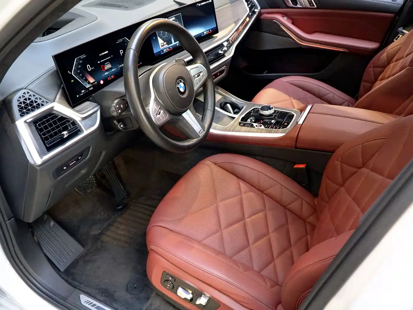 BMW X5 2023 xDrive 40Li M Sport Black Night Package фото 8