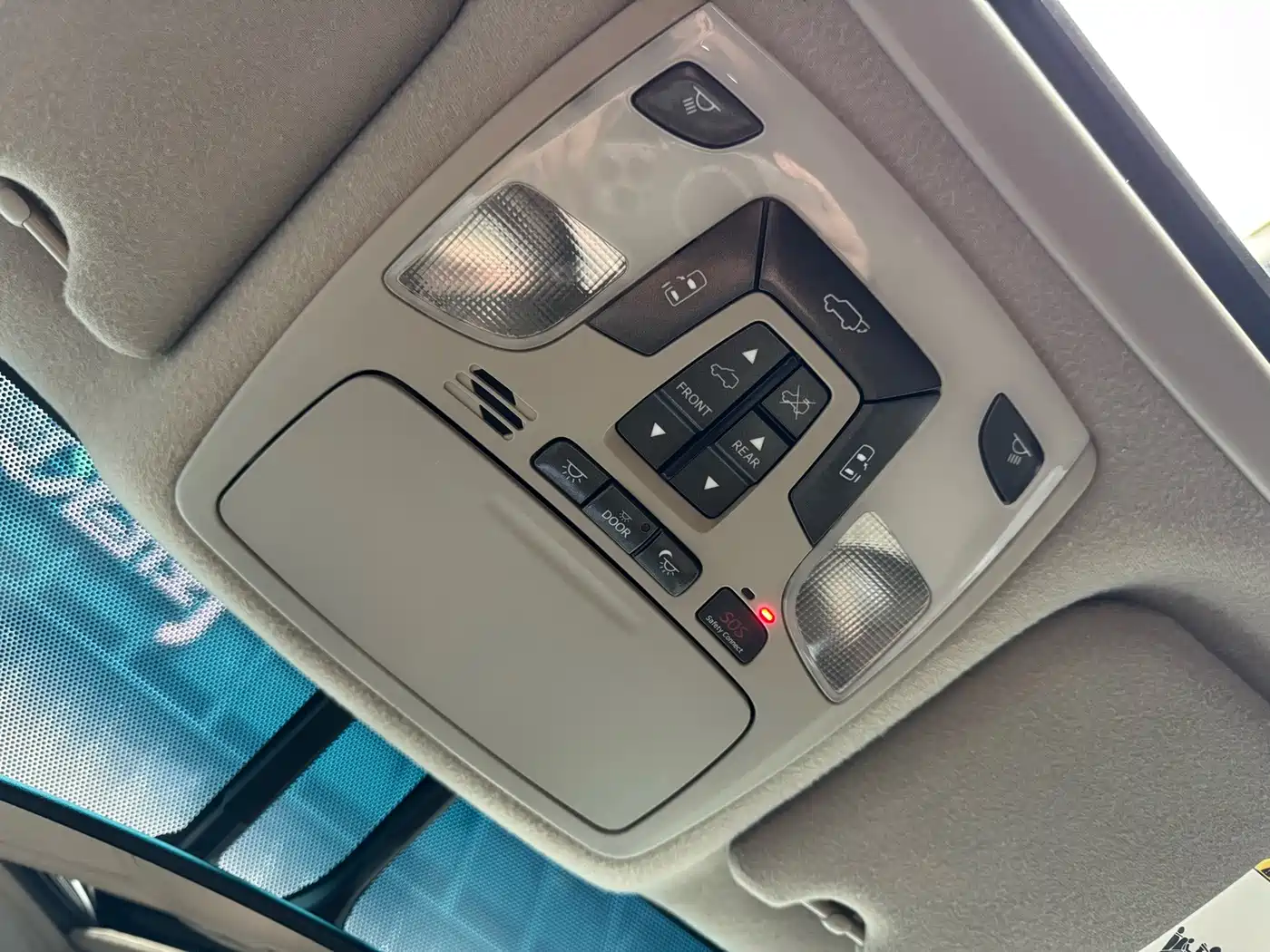 Toyota Sienna 2011 2011 3.5L 4WD Automatic