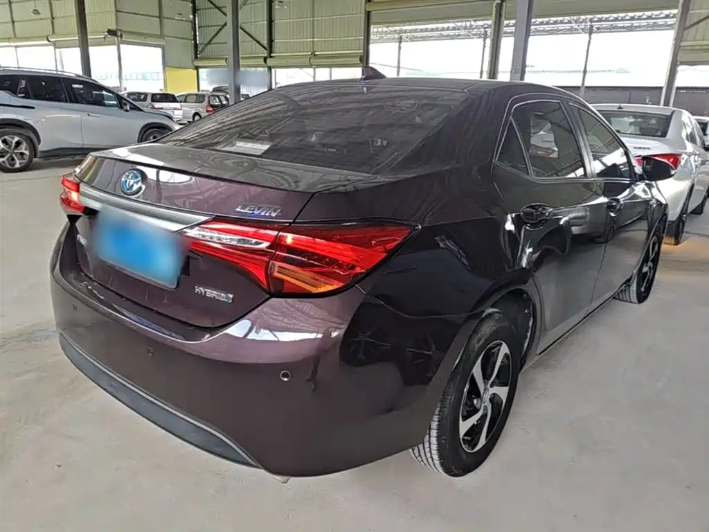 Toyota Levin 2017 Facelift Hybrid 1.8H GS E-CVT Elite Sunroof Edition China V фото 7