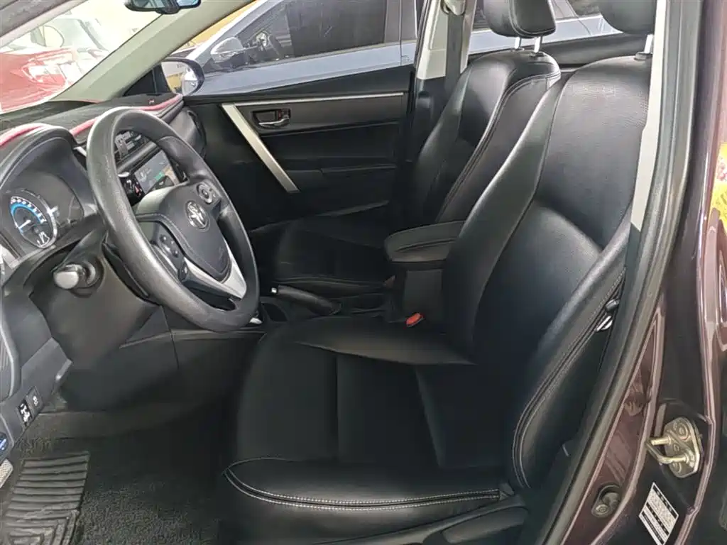 Toyota Levin 2017 Facelift Hybrid 1.8H GS E-CVT Elite Sunroof Edition China V фото 15