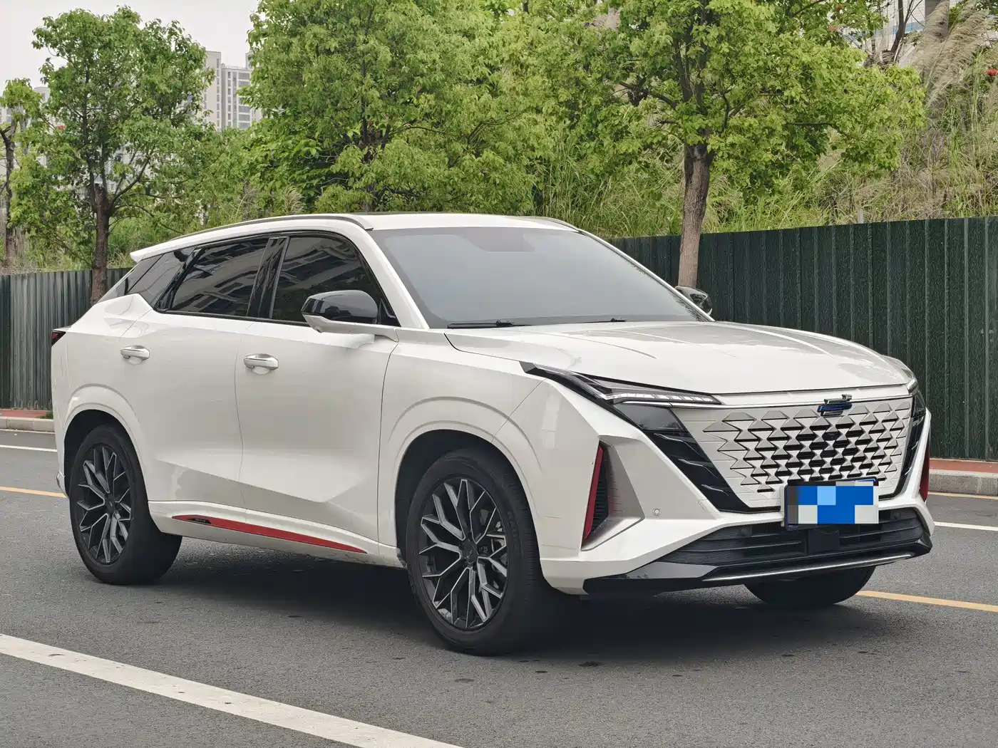 CHANGAN AUCHAN Z6