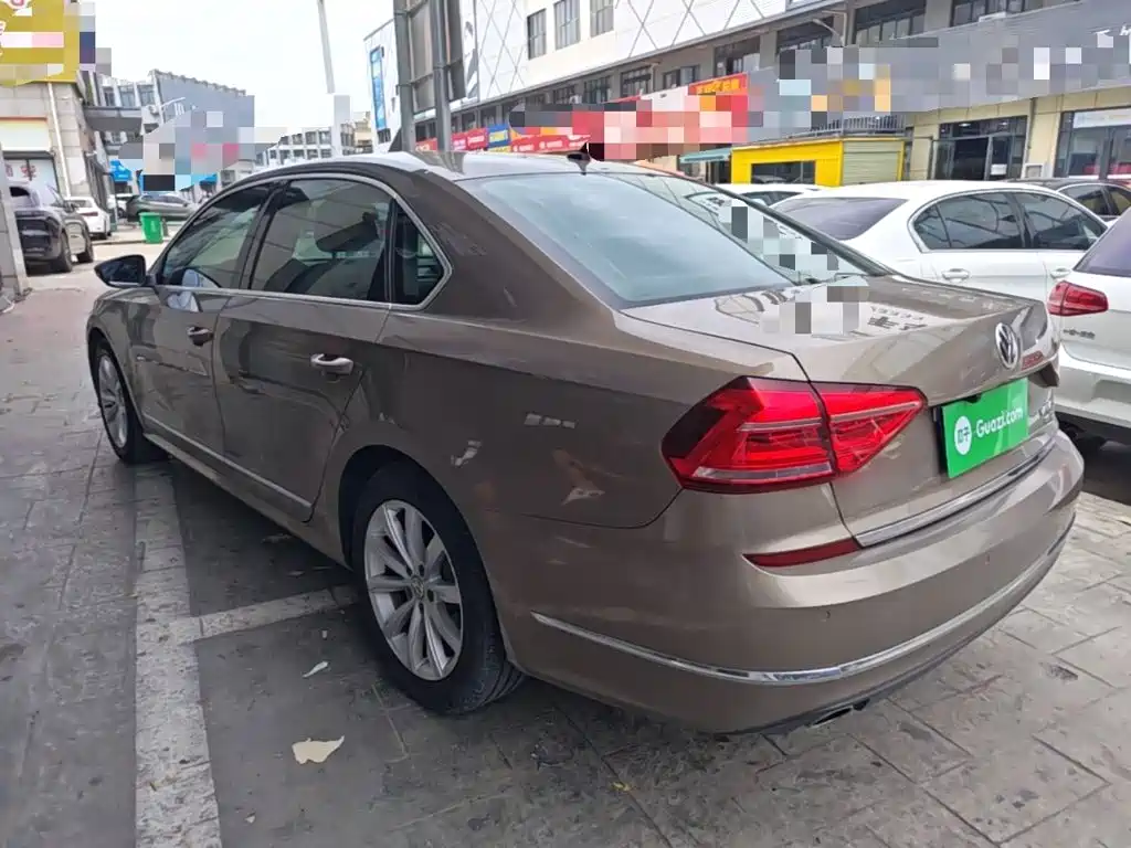 Фото 5 - Volkswagen Passat