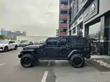 Photo 4 - Jeep Wrangler 4xe